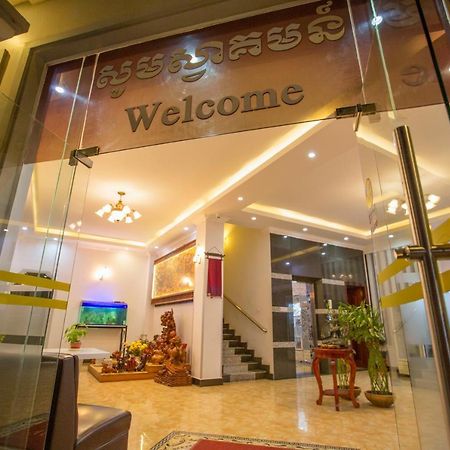 Jasmine Hotel& Sky Bar Battambang Kültér fotó