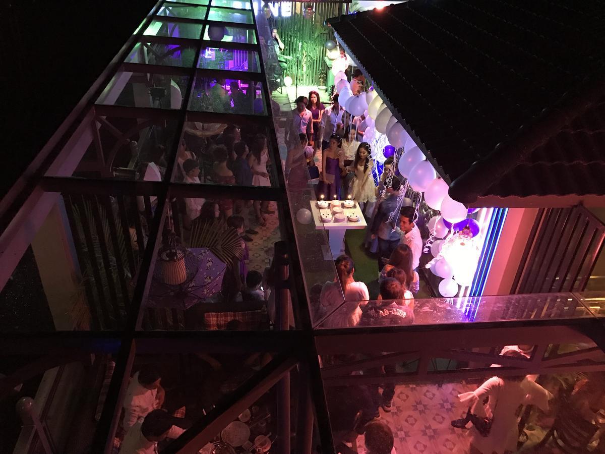 Jasmine Hotel& Sky Bar Battambang Kültér fotó