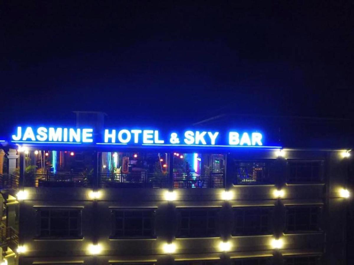 Jasmine Hotel& Sky Bar Battambang Kültér fotó